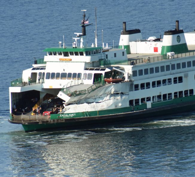 Cathlamet-Ferry